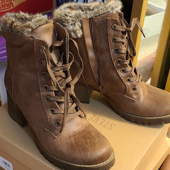 steve madden comfort boot